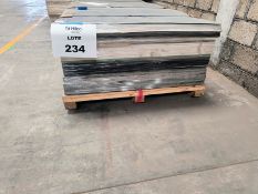 Lot of acrylics, mirrors and various crystals