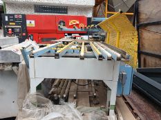 Return transport machine