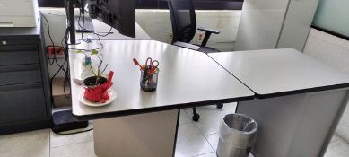 Office Furniture Lot