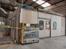Encloused pressurized spray paint booth