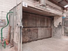 Spray paint booth
