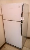 Amana First Edition refrigerator mdl. TM17TBW, s/n 9704109931