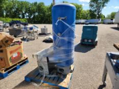 SPEEDAIRE Compressed Air Dryer, MN: 2DAZ4-B, SN: 18K115PLD1251442, with Air Tank 2'Diam. X 5'T