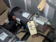 AMT 429K-X8 Cast Iron Self-Priming Pump - 1HP-3/4HP, 3450/2850 RPM, 208-230/460//190/380V, 3PH -