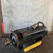 Rexroth 3 Phase Induction Motor Typ MAD130D-0100-SA-S0-BQ1-35-N1 Motor