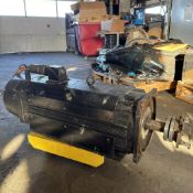 Rexroth 3-Phase Induction Motor Typ MAD130D-0100-SA-S0-BQ1-35-N1 Motor