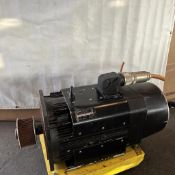 Rexroth 3-phase Induction Motor Typ MAD130B-0100-SA-S0-BQ0-35-V1 Motor