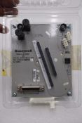 NEW Honeywell CC-TD0R01/ 51308376-175 Rev.A1 Digital Output Relay