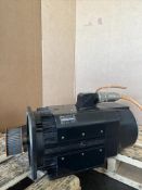 Rexroth 3-phase Induction Motor Typ MAD130B-0100-SA-S0-BQ0-35-V1 Motor