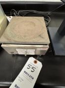 THERMOLYNE TYPE 1900 HOT PLATE