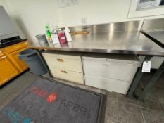 STAINLESS STEEL LAB TABLE