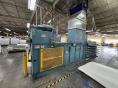 MARATHON HORIZONTAL RAM PRO SE SERIES CLOSED DOOR SIDE EJECT BALER