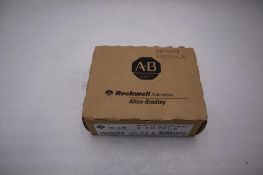 NEW SEALED Allen-Bradley 1769-OV16 CompactLogix 16 Point Module