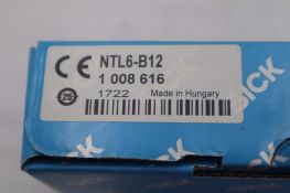 NEW SICK NTL6-B12 FIBER CONTRAST SENSOR PNP/NPN CABLE REGIS SCANNER