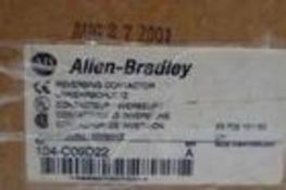 ALLEN-BRADLEY 104-C09D22 SER A REVERSING CONTACTOR 32A 120VAC COILS