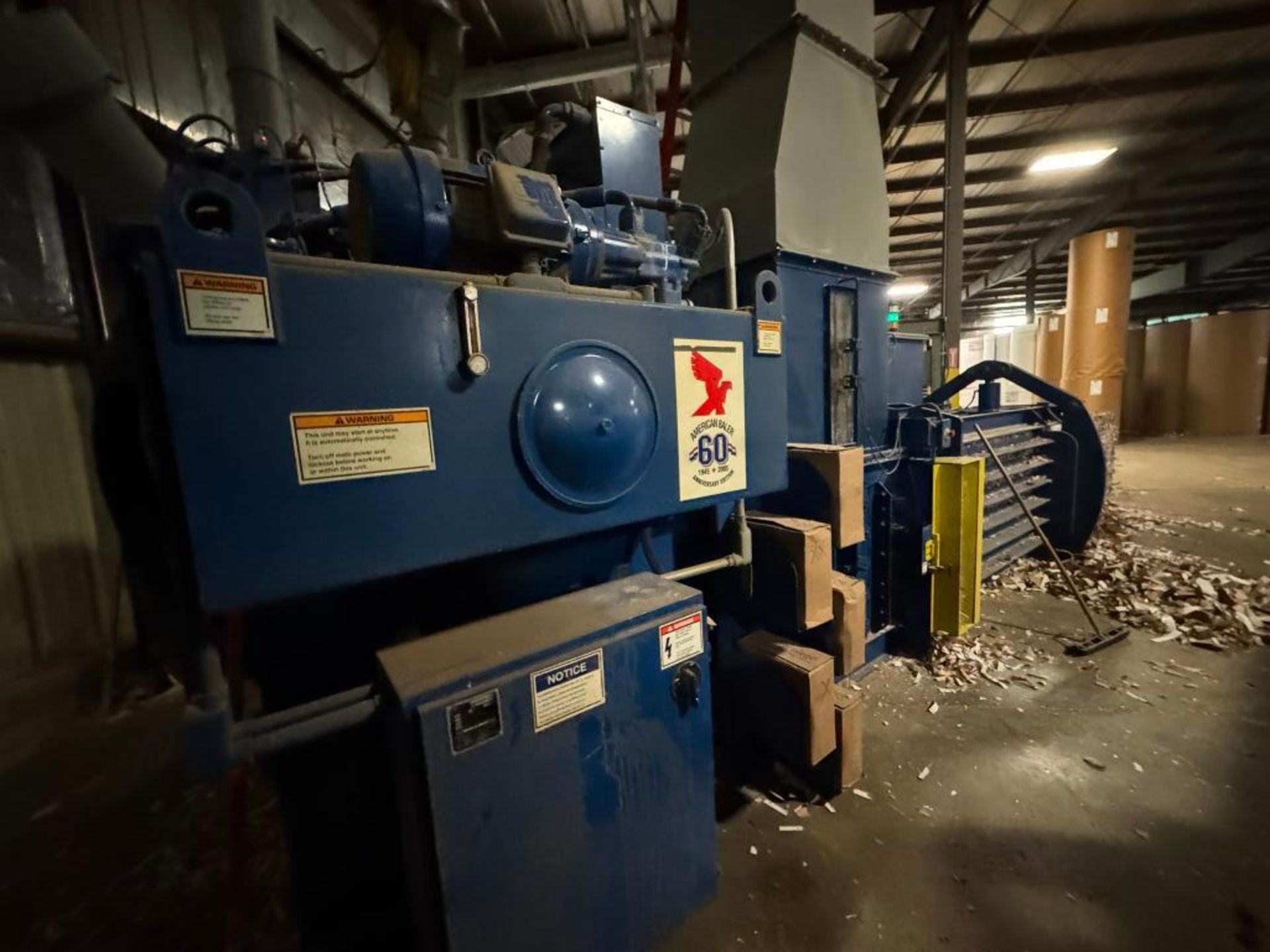 40 HP (TWIN 20 HP MOTORS) AMERICAN HORIZONTAL AUTOTIE BALER MODEL PAC40297T20 - Image 9 of 12