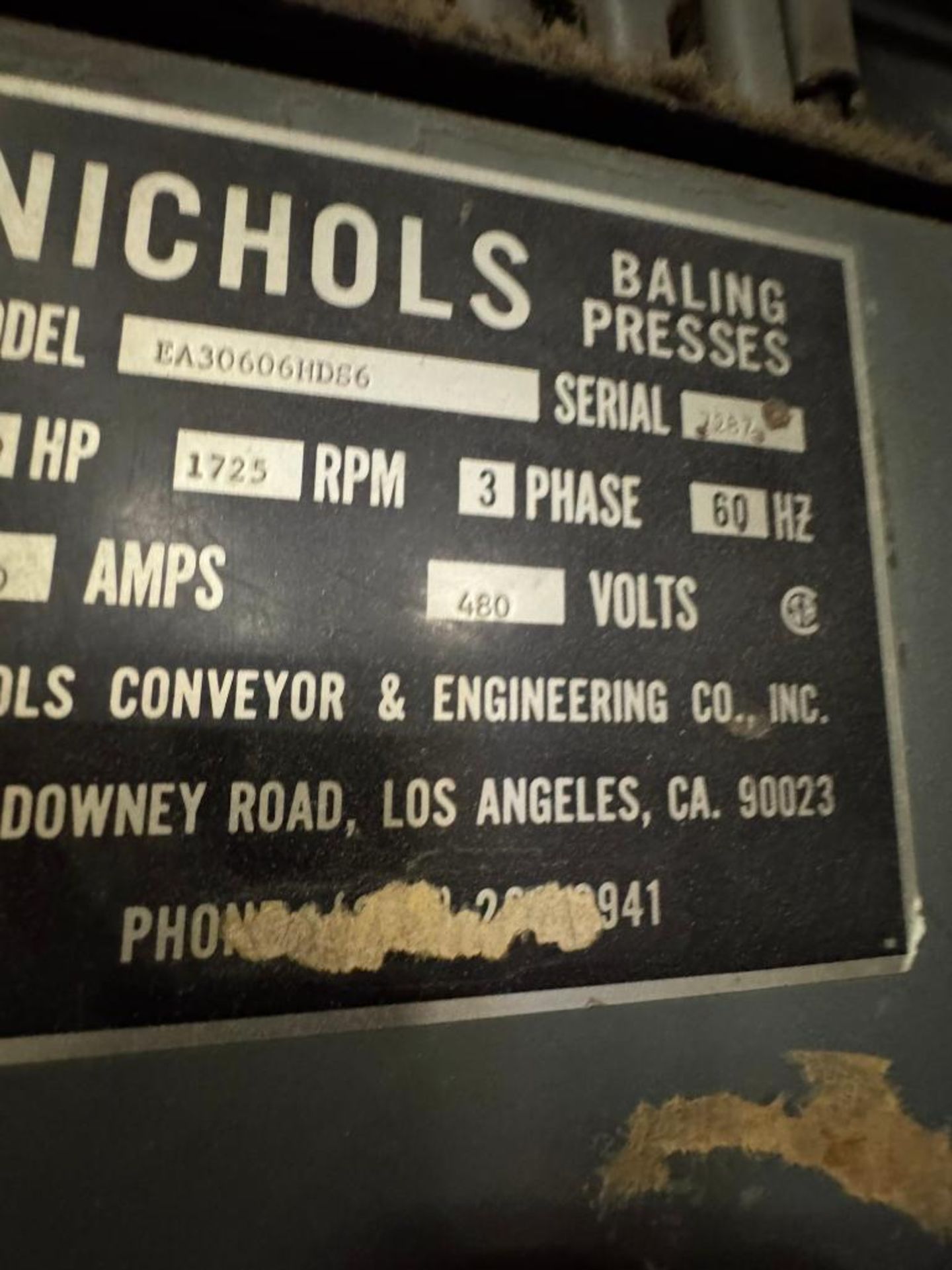 NICHOLS BALING PRESSES VERTICAL BALER - Image 4 of 4