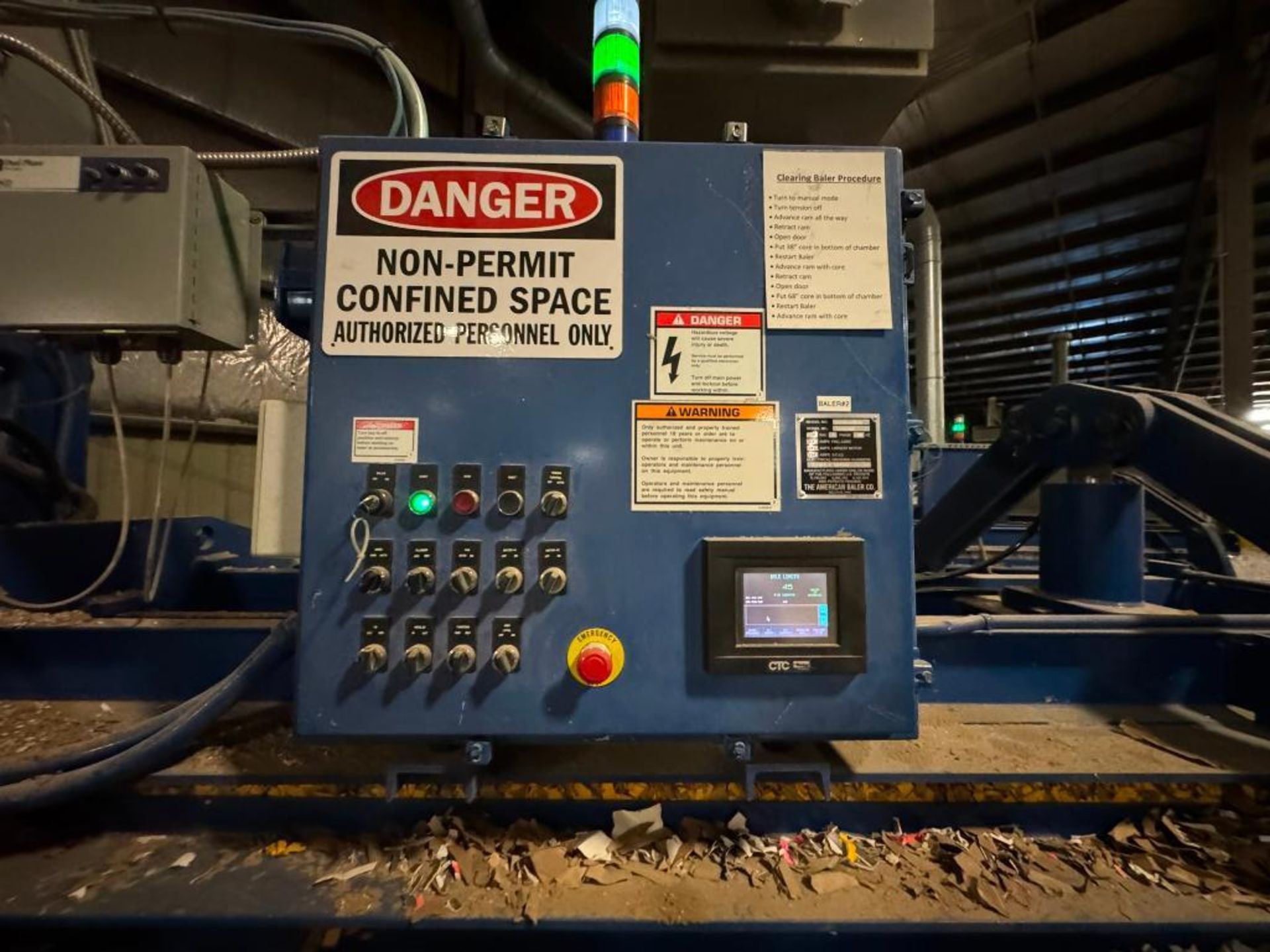 40 HP (TWIN 20 HP MOTORS) AMERICAN HORIZONTAL AUTOTIE BALER MODEL PAC40297T20 - Image 3 of 11