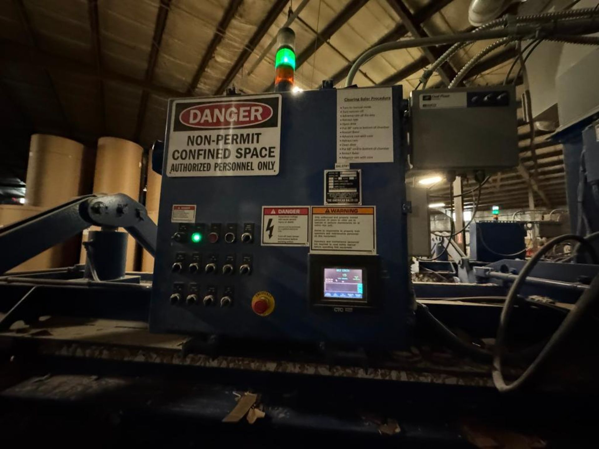 40 HP (TWIN 20 HP MOTORS) AMERICAN HORIZONTAL AUTOTIE BALER MODEL PAC40297T20 - Image 3 of 12