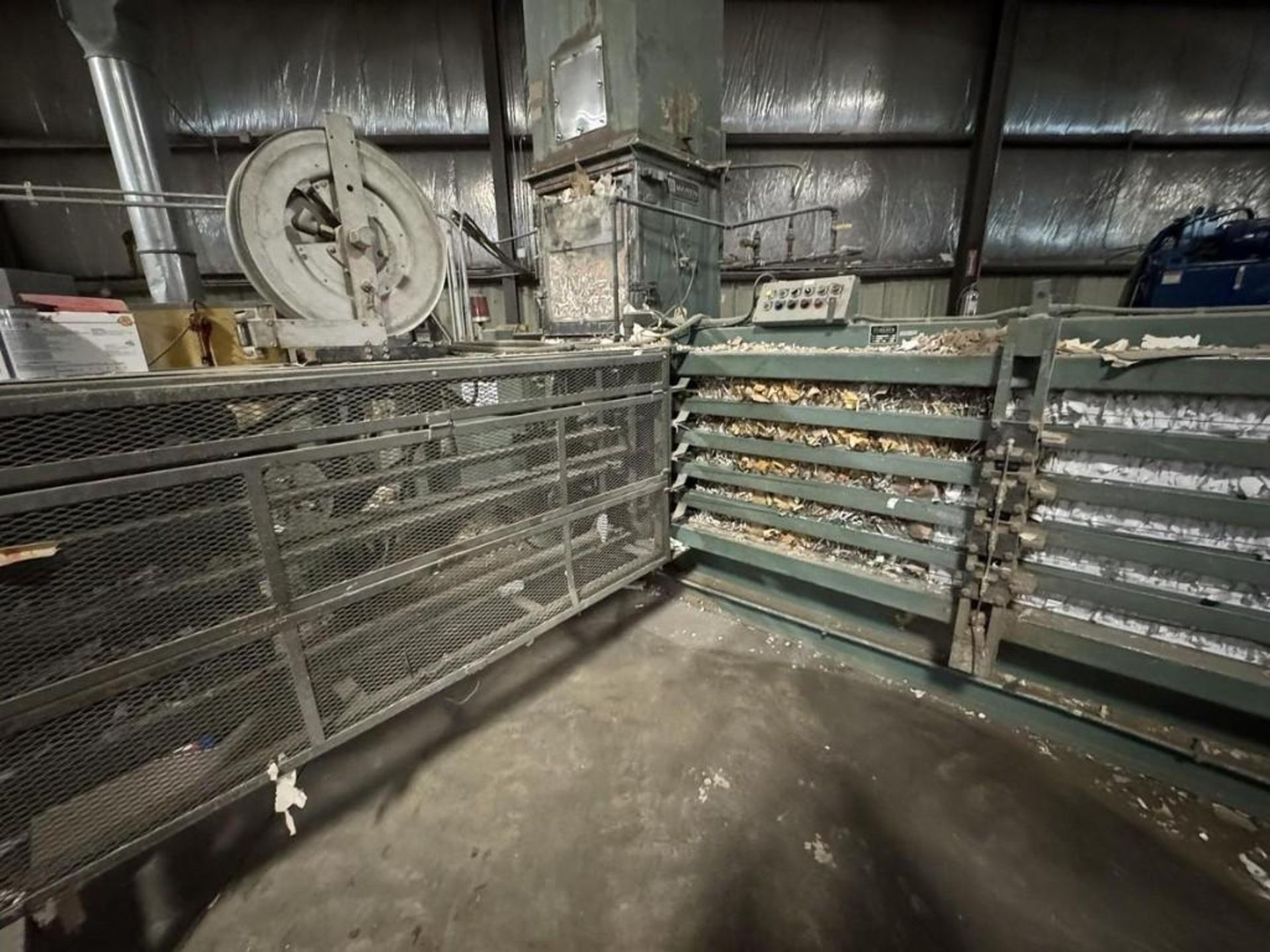 MAREN COMPLETE SHREDDING & BALING SYSTEM - Image 8 of 11