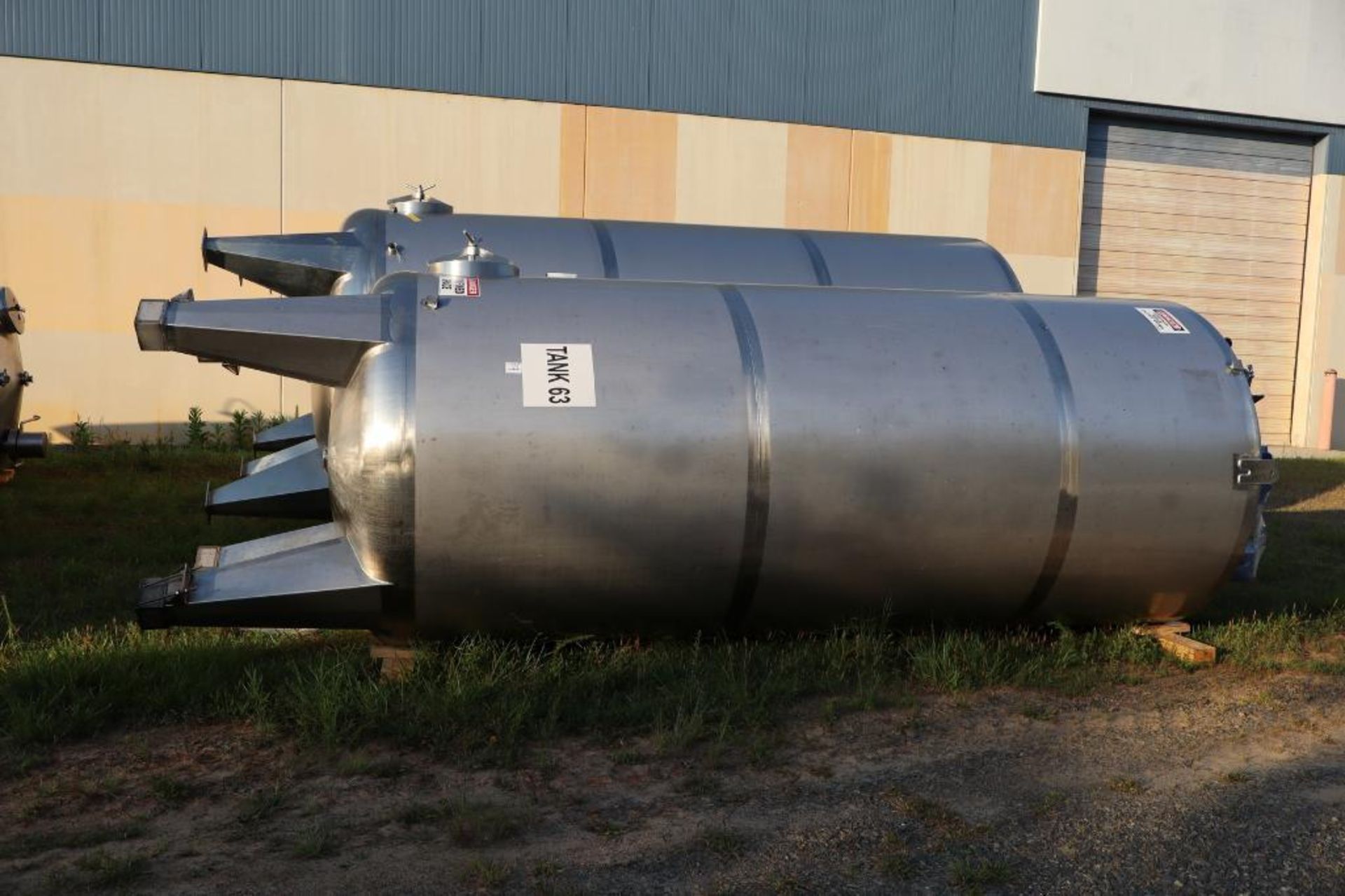 Regev approx. 2,800 Gallon 316 Stainless Steel Tank