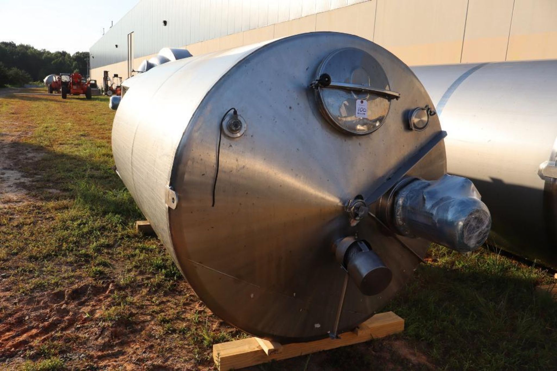 Regev approx. 2,800 Gallon 316 Stainless Steel Tank