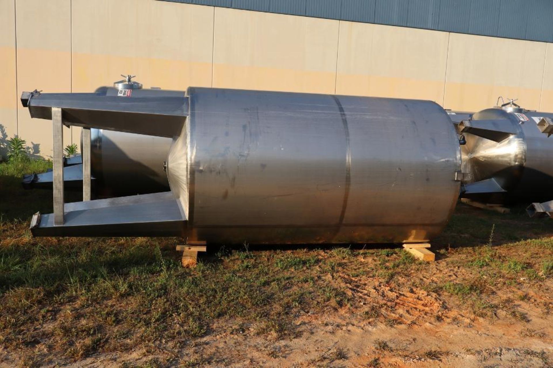 Regev approx. 2,800 Gallon 316 Stainless Steel Tank - Image 2 of 6