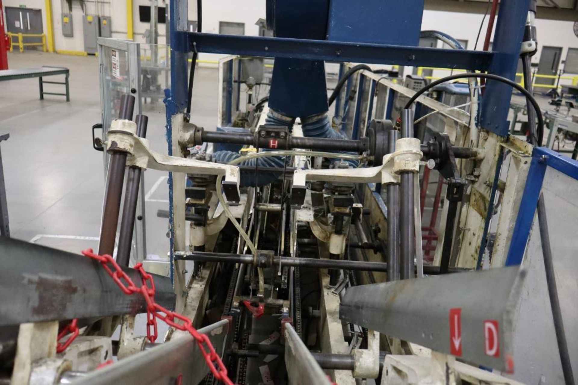 Superior Horizontal Hot Melt Glue Cartoner Line S/N 11176 - Image 2 of 12