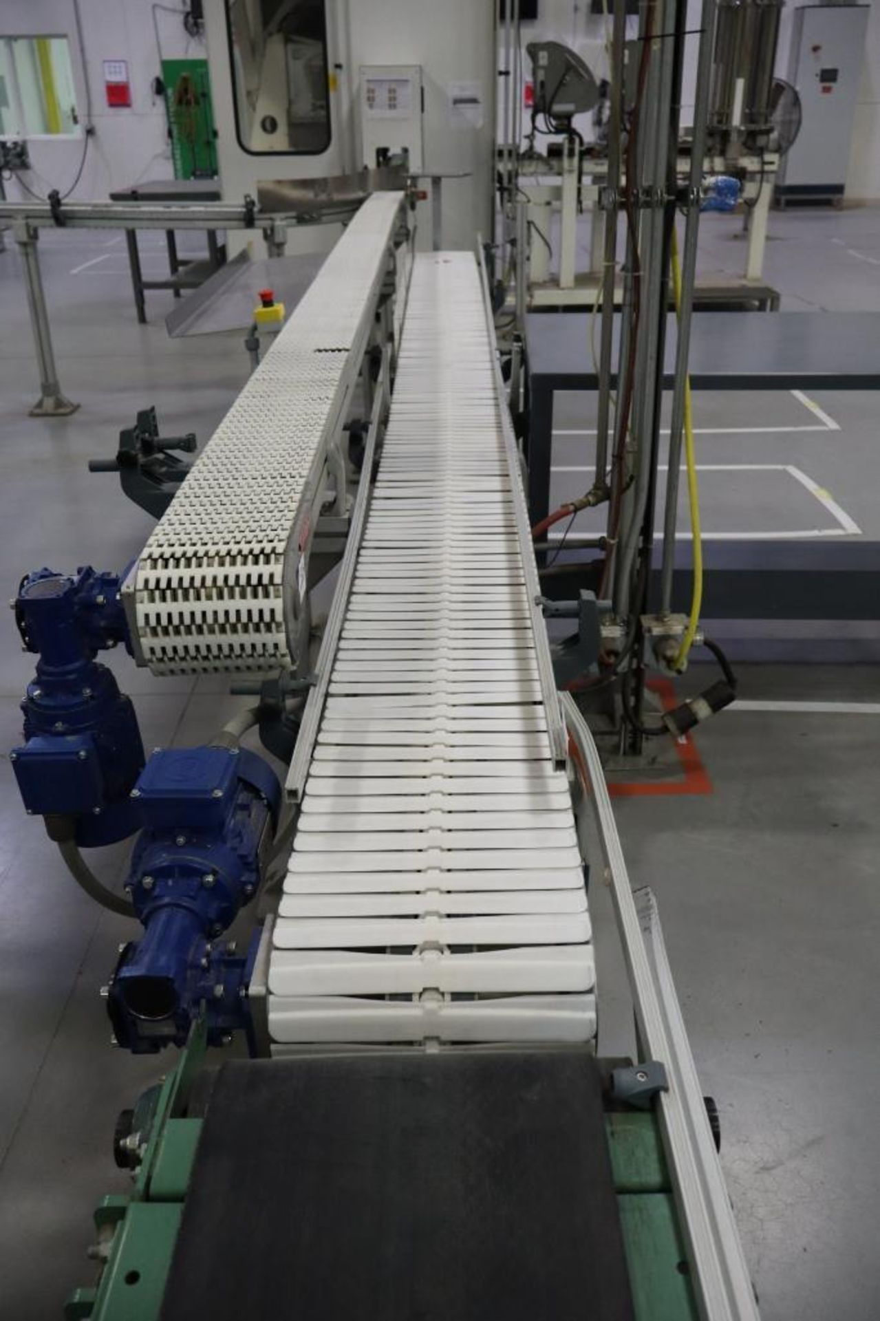 (5) Modular Plastic Chain Power Conveyors - Image 2 of 4