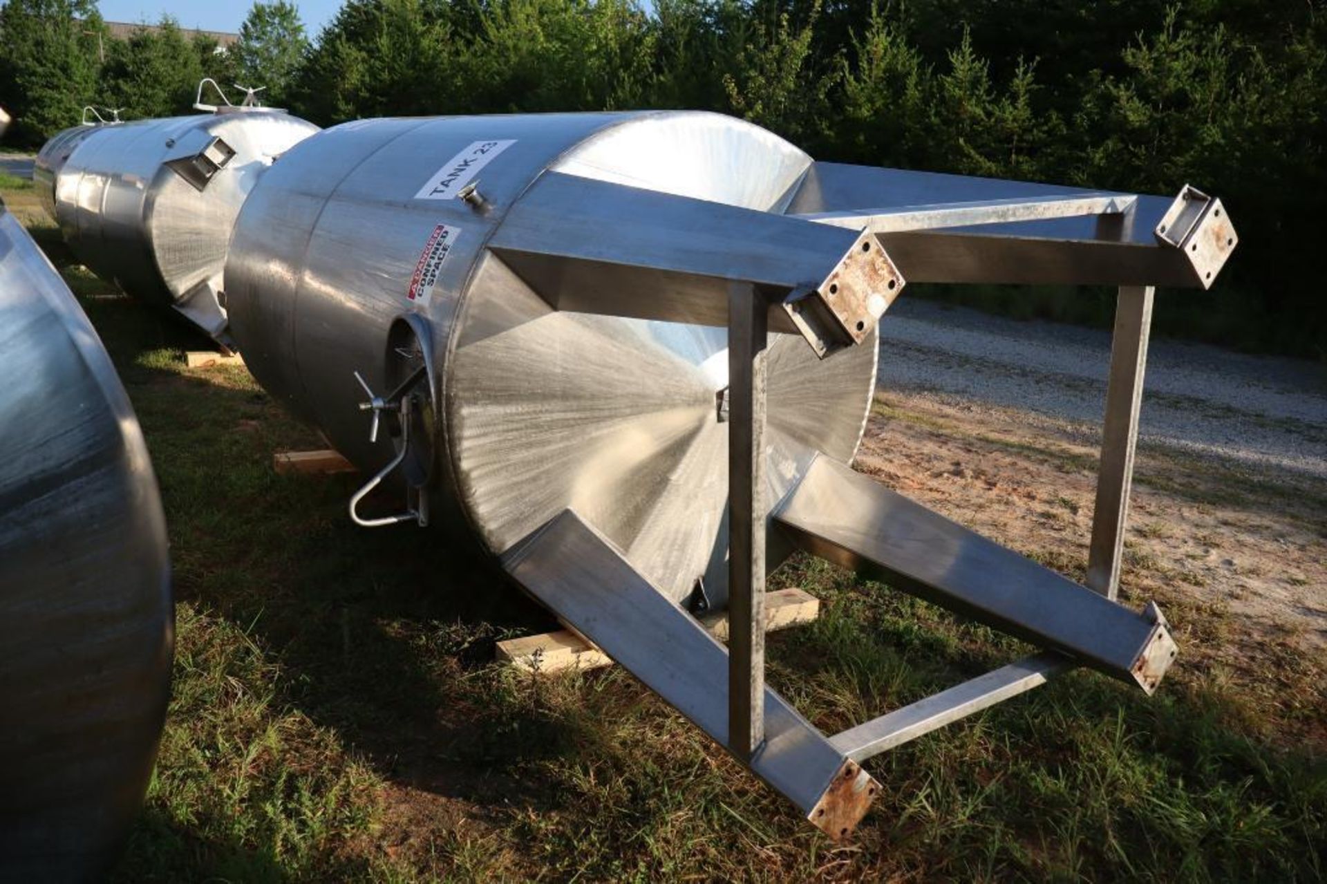 Regev approx. 2,800 Gallon 316 Stainless Steel Tank - Image 3 of 6