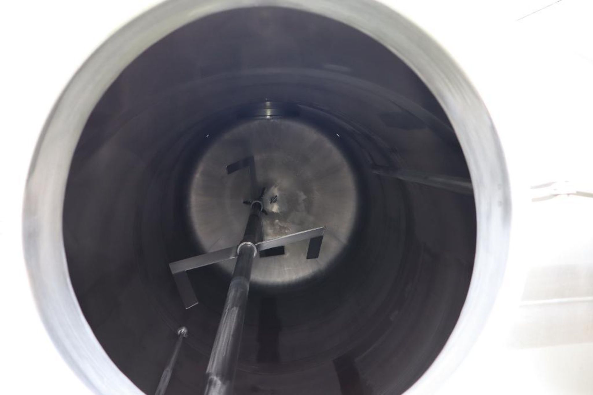 Regev approx. 2,800 Gallon 316 Stainless Steel Tank - Image 4 of 5