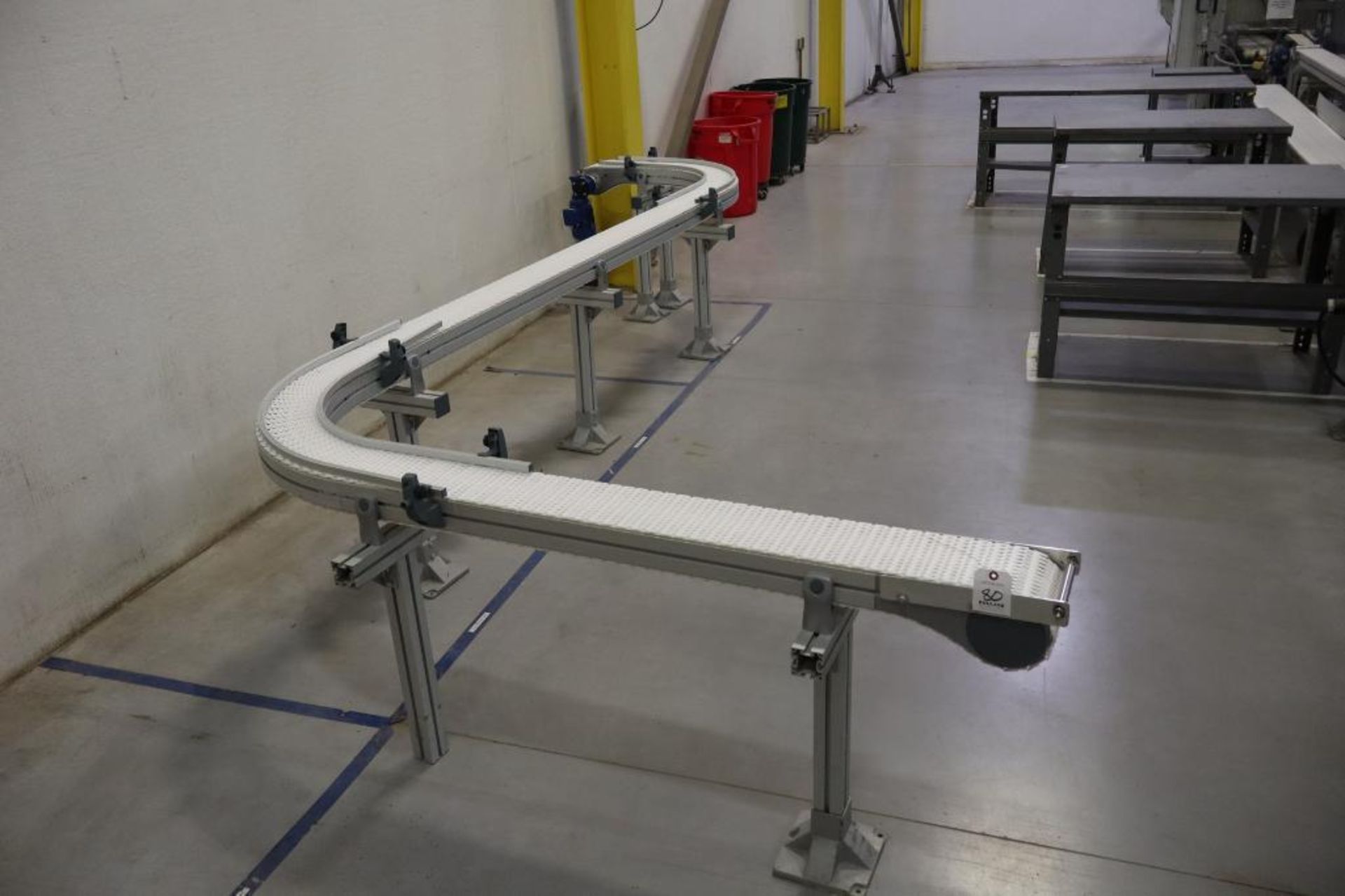 (4) Modular S-Curve Plastic Chain Power Conveyors - Image 4 of 4