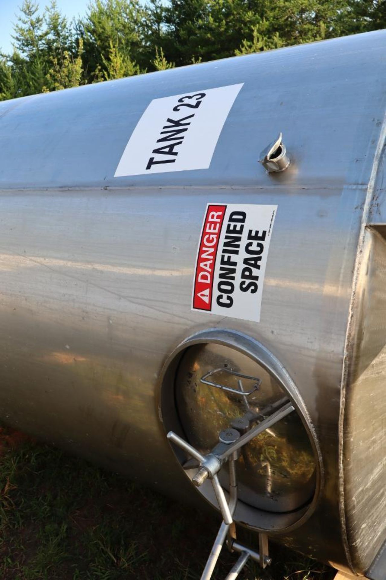 Regev approx. 2,800 Gallon 316 Stainless Steel Tank - Image 4 of 6