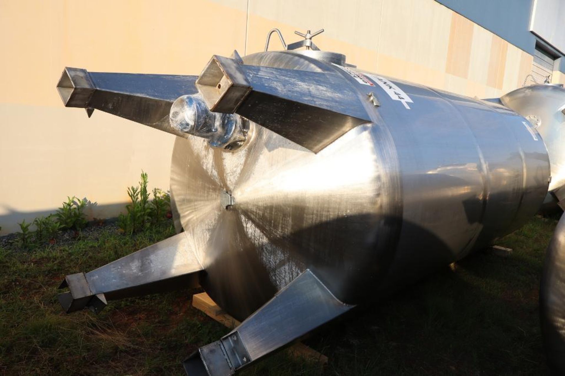 Regev approx. 2,800 Gallon 316 Stainless Steel Tank - Image 4 of 6