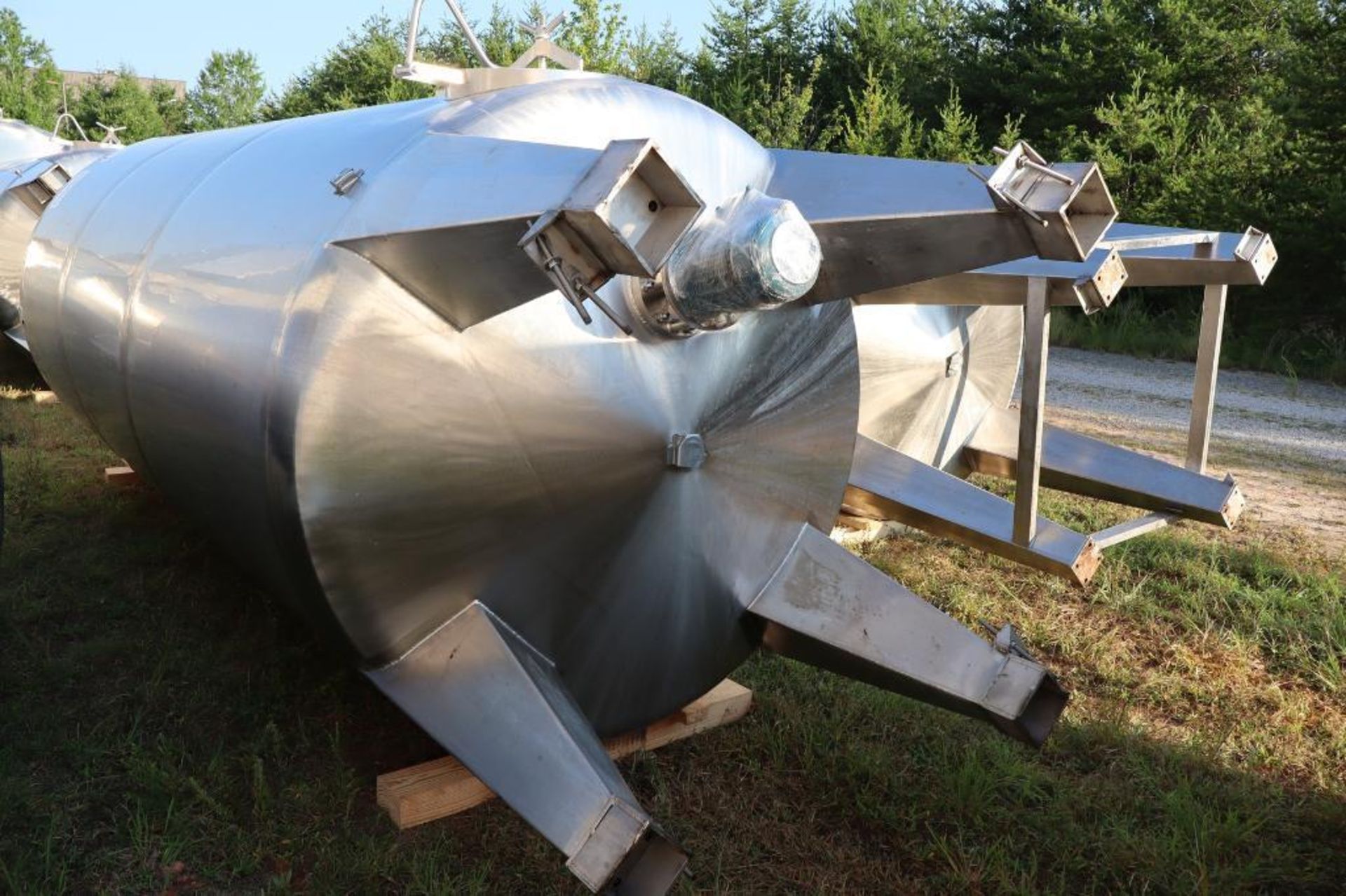 Regev approx. 2,800 Gallon 316 Stainless Steel Tank - Image 3 of 7