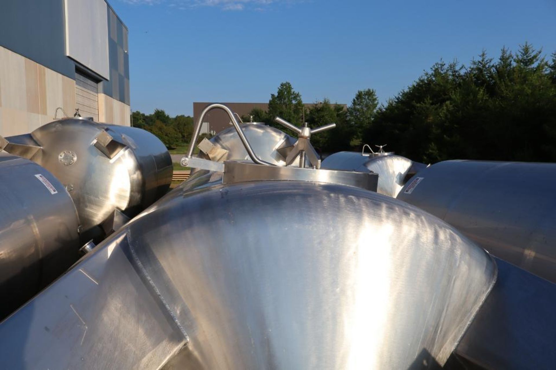 Regev approx. 2,800 Gallon 316 Stainless Steel Tank - Image 3 of 5