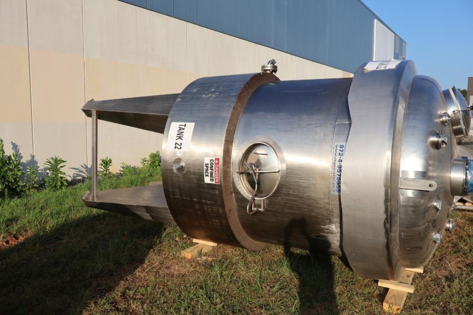 Regev approx. 1,500-Gallon 316 Stainless Steel Jacketed Mixing Tank - Image 2 of 6