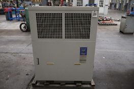 SMC HRG010-A Thermo Cooler S/N LZ008 DOM 2007