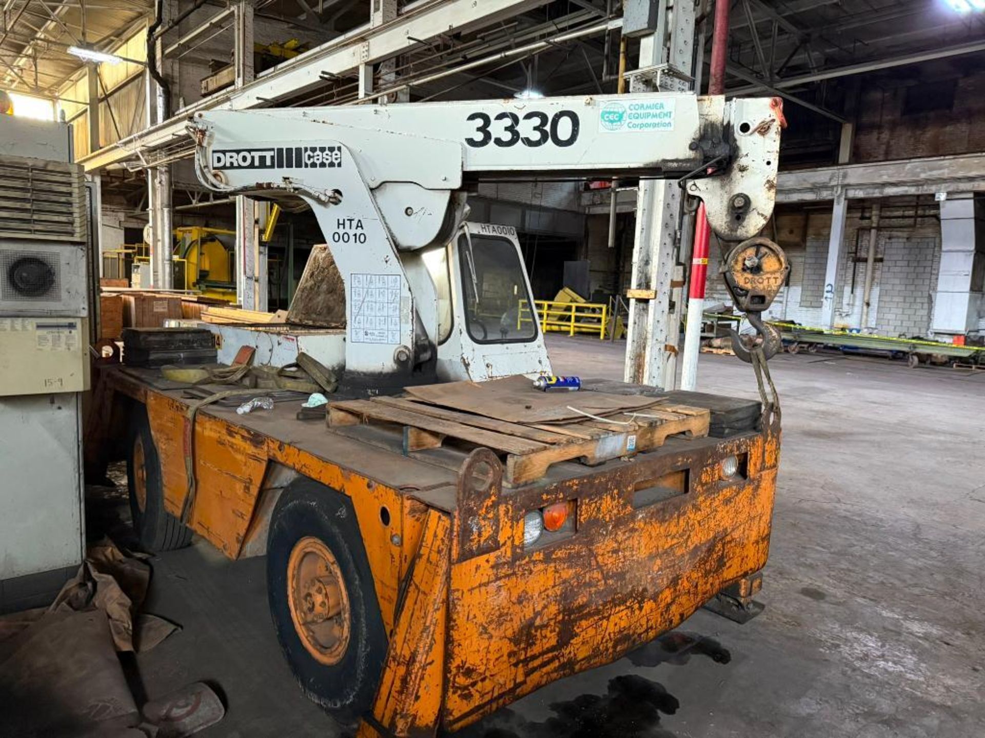 DROTT BOOM LIFT MODEL 3330 - Image 6 of 7