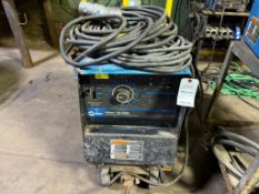 MILLER WELDER MODEL DIALARC 250 AC/DC