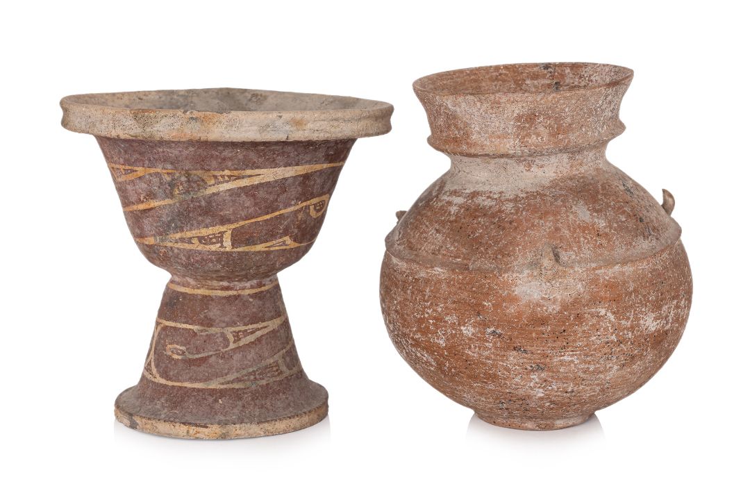 TWO BAN CHIANG POTTERY VESSELS - Image 1 of 3