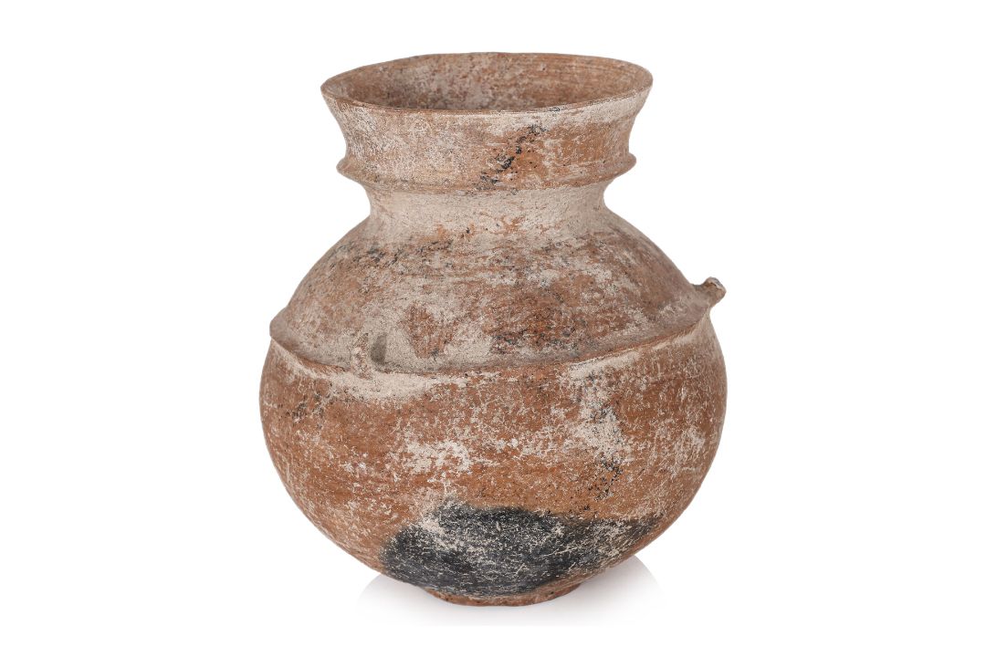 TWO BAN CHIANG POTTERY VESSELS - Image 2 of 3