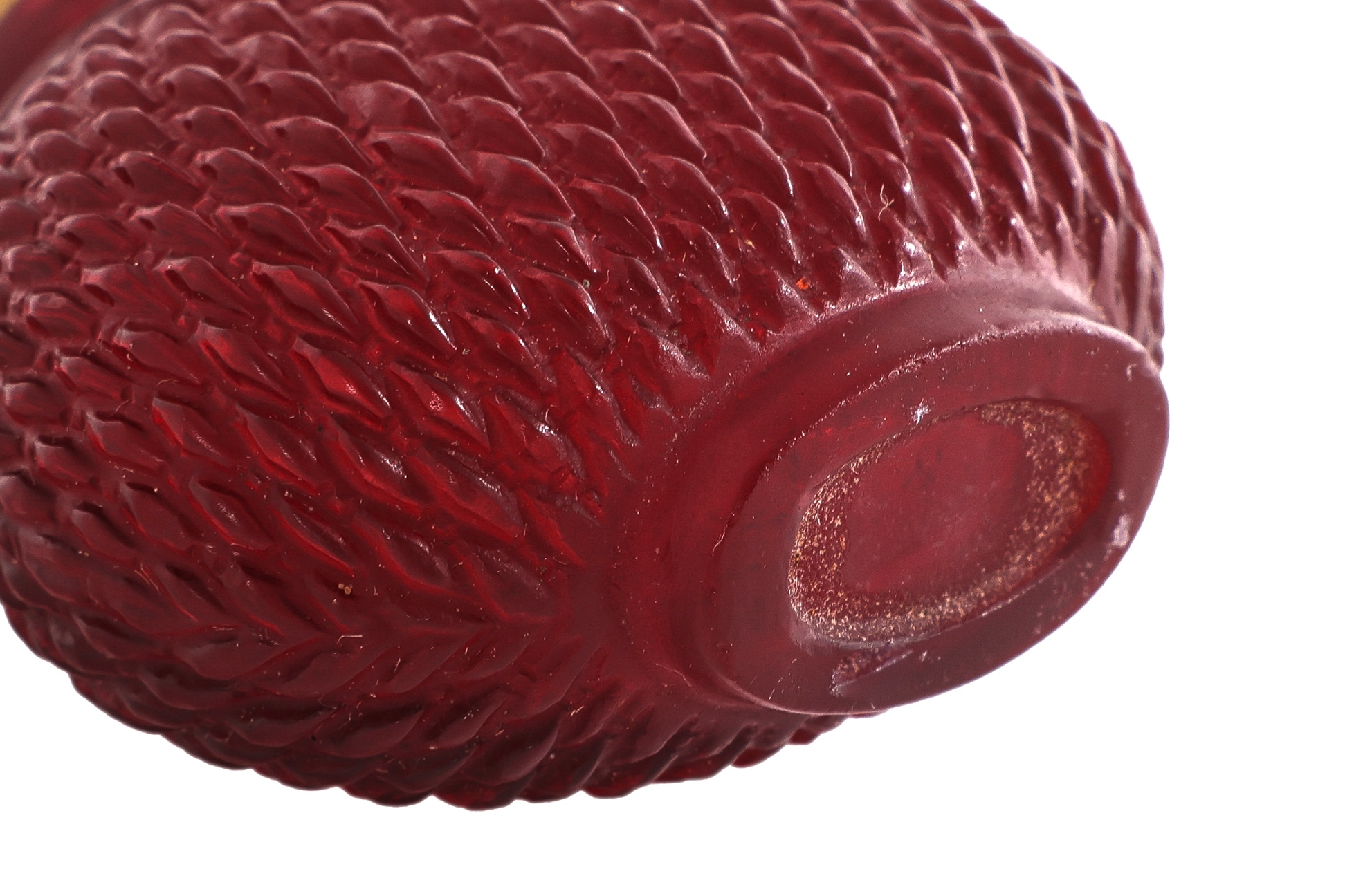 A RUBY RED GLASS BASKET WEAVE SNUFF BOTTLE - Image 2 of 3