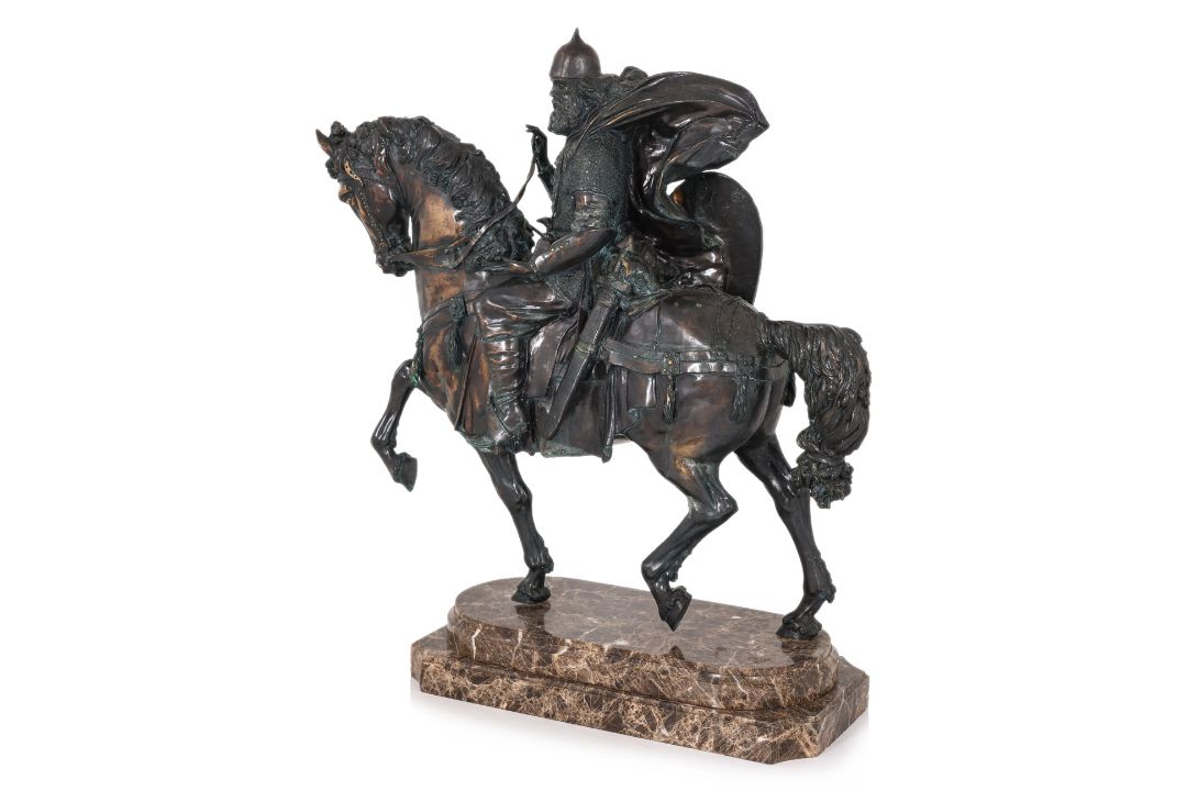 A LARGE BRONZE MODEL OF A SLAVIC KNIGHT ON HORSEBACK - Image 4 of 4