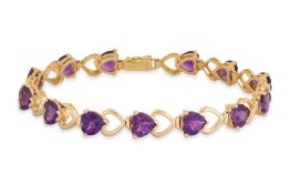 AN AMETHYST 'HEART' BRACELET