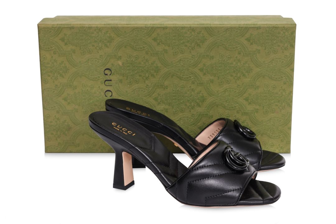 A PAIR OF GUCCI MARMONT BLACK MULES - Image 4 of 5