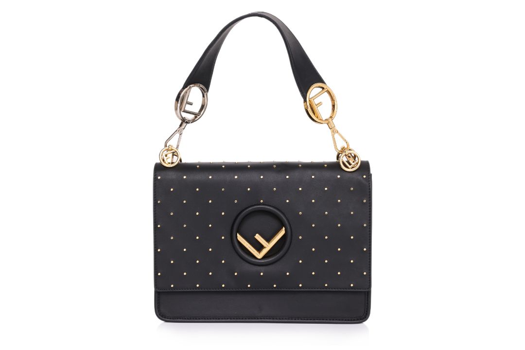 A FENDI VITELLO CENTURY BLACK LEATHER SHOULDER BAG - Image 1 of 3