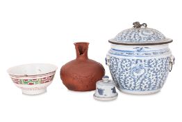 A GROUP OF ASSORTED WARES