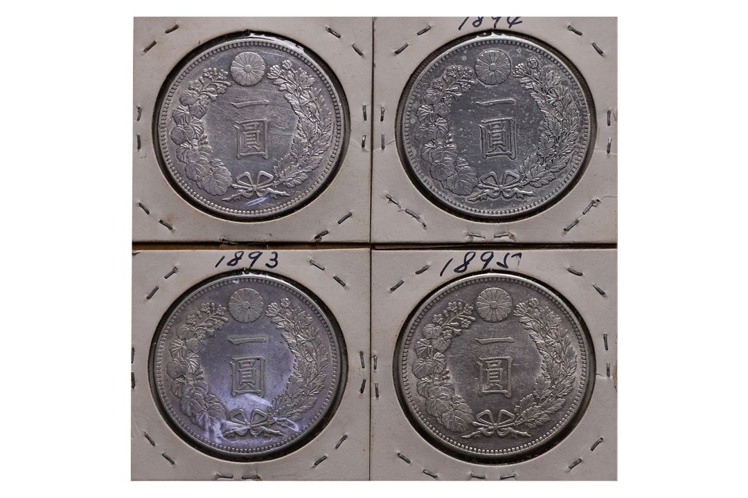 JAPAN - 1 YEN MEIJI YEAR 26 (1893); YEAR 27 (1894); YEAR 28 (1895); YEAR 29 (1896) - Image 2 of 2