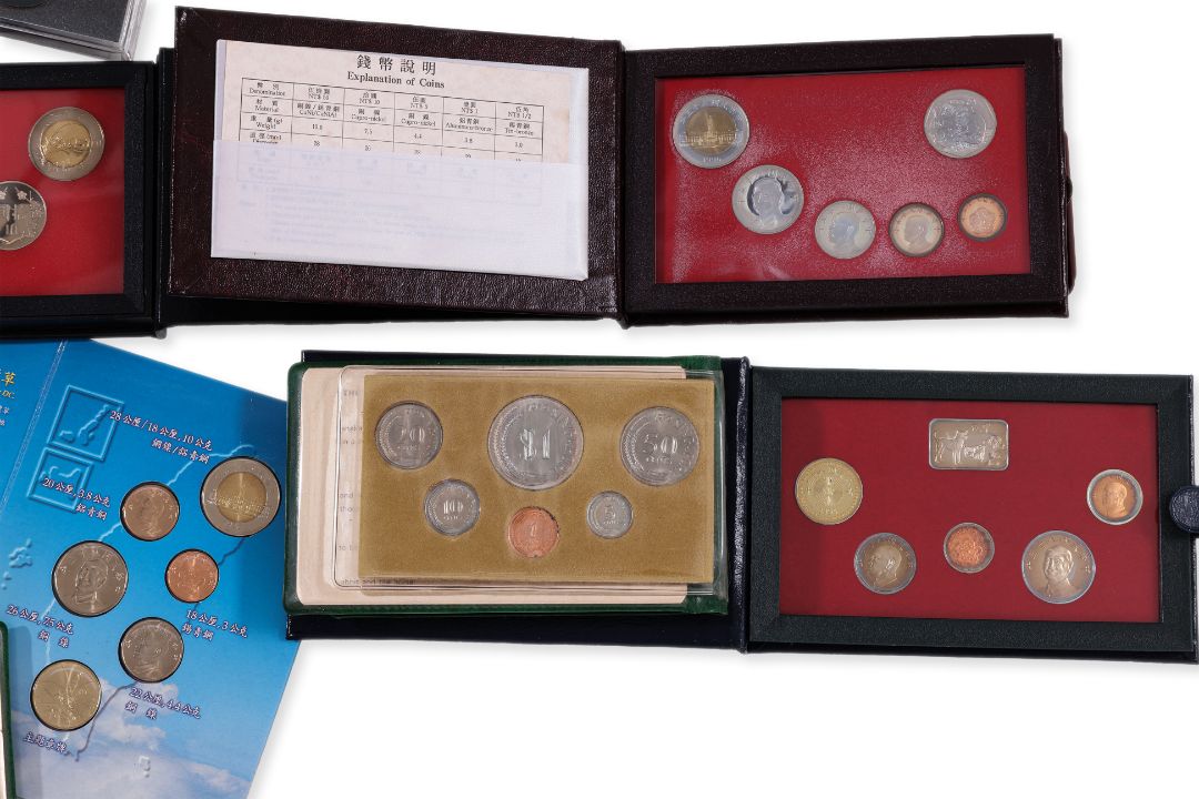 TAIWAN AND SINGAPORE PROOF AND UNCIRCULATED COIN SETS - Image 2 of 4